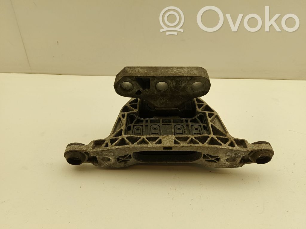 Opel Insignia B Engine mount bracket 