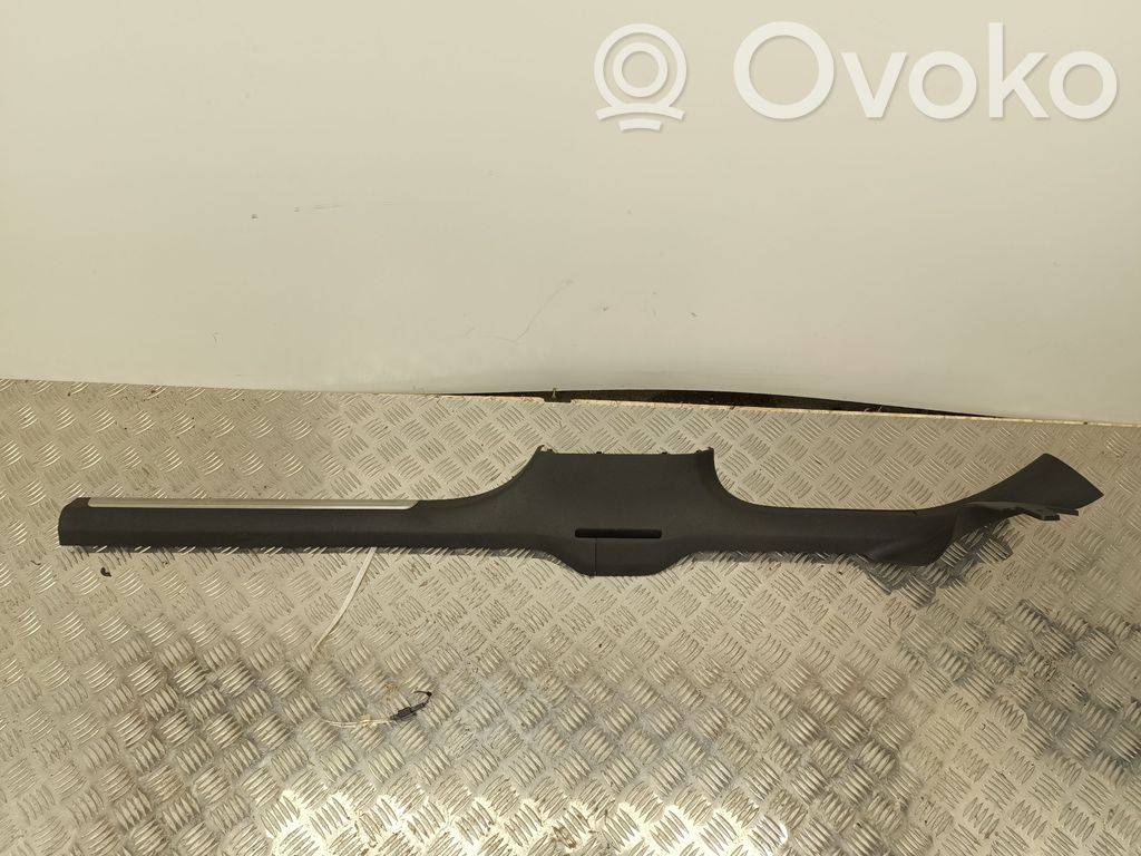 Volkswagen Golf VII Etuoven kynnyksen suojalista 