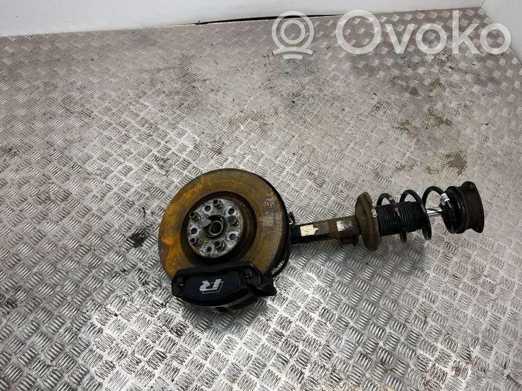 Volkswagen Golf VII Achsschenkel vorne 