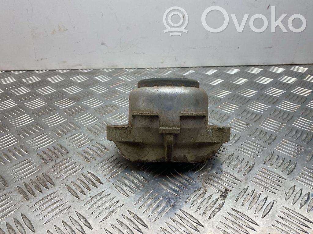 Porsche Panamera (971) Engine mount bracket 