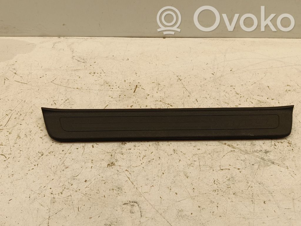 KIA Niro Moldura protectora del borde delantero 