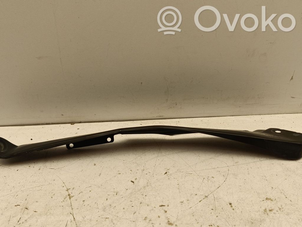 Volkswagen Golf VII Radiator support slam panel bracket 