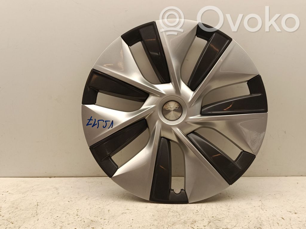 Tesla Model Y Original wheel cap 