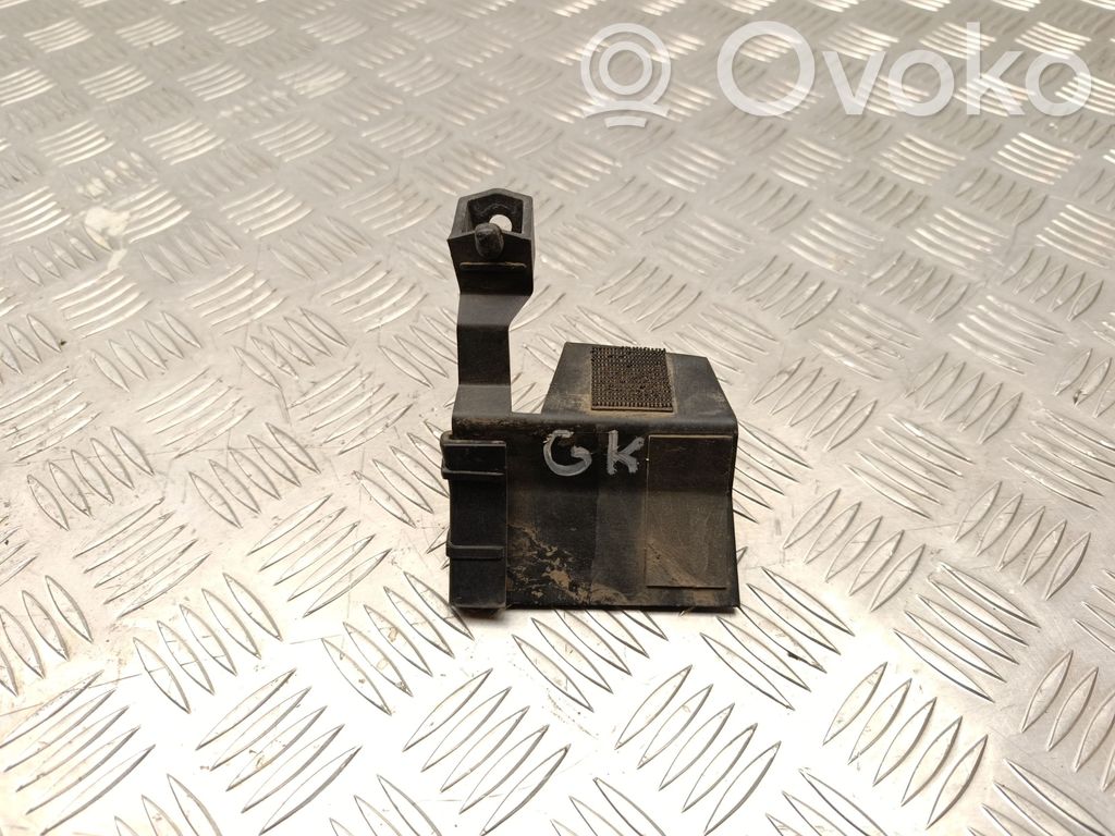 Tesla Model Y Sill supporting ledge 