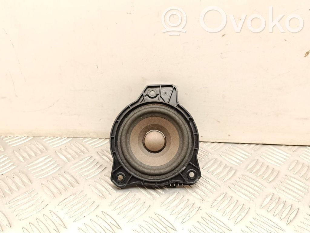 Polestar 2 Panel speaker 