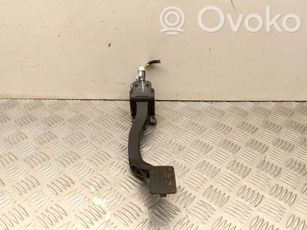 Peugeot 2008 I Gaspedal 