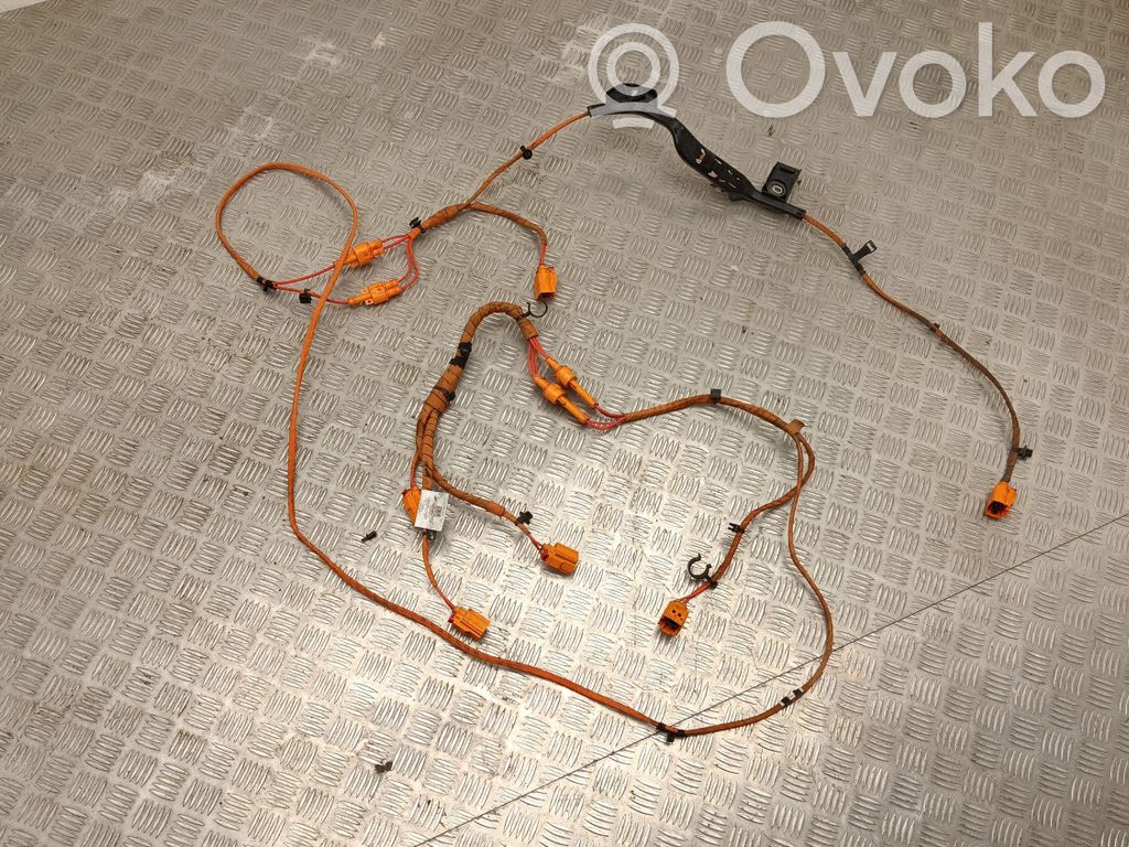 Skoda Enyaq iV High voltage cable 