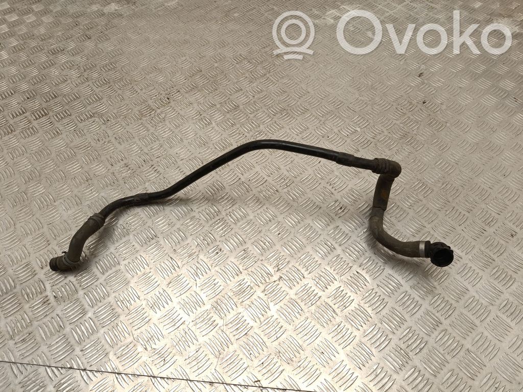 Skoda Enyaq iV Caurulīte (-es) / šļūtene (-es) 