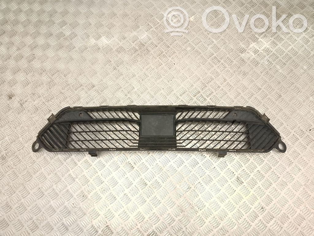 Citroen C4 III e-C4 Grotelės apatinės (trijų dalių) 