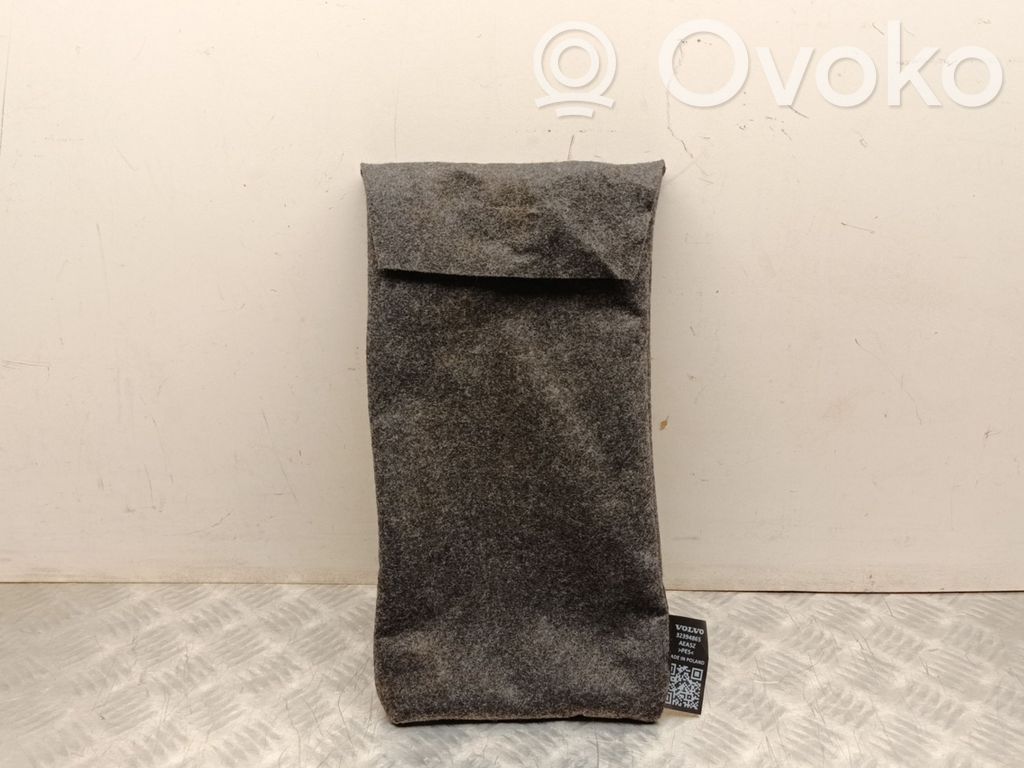Volvo XC40 Įrankių daiktadėžė 