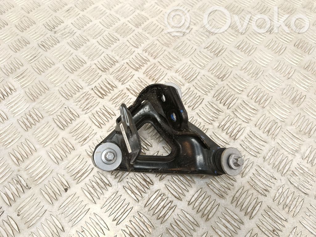 Variklio tvirtinimo kronšteinas   111023200C