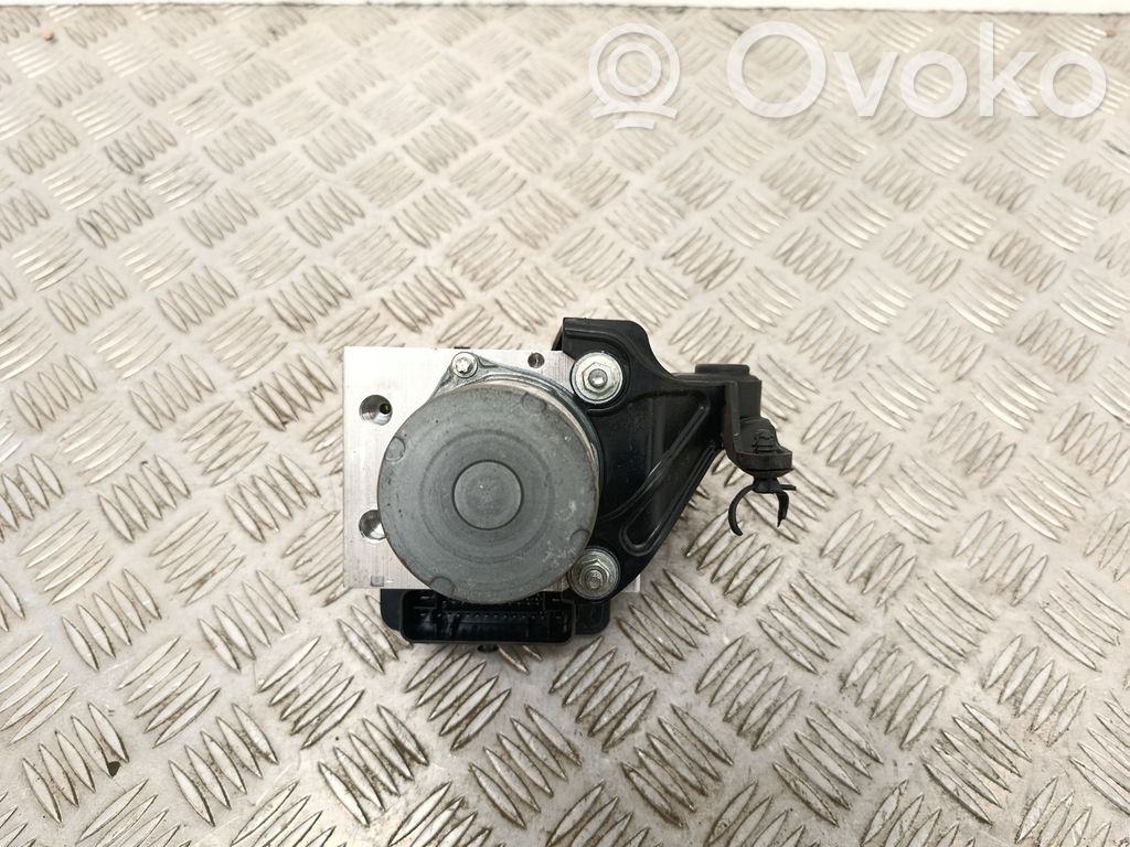 Tesla Model Y ABS Blokas 