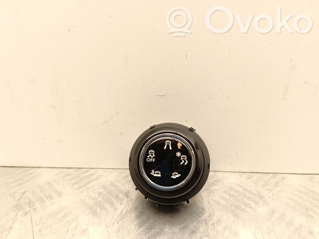 Peugeot 5008 II Suspension ride height/mode switch 