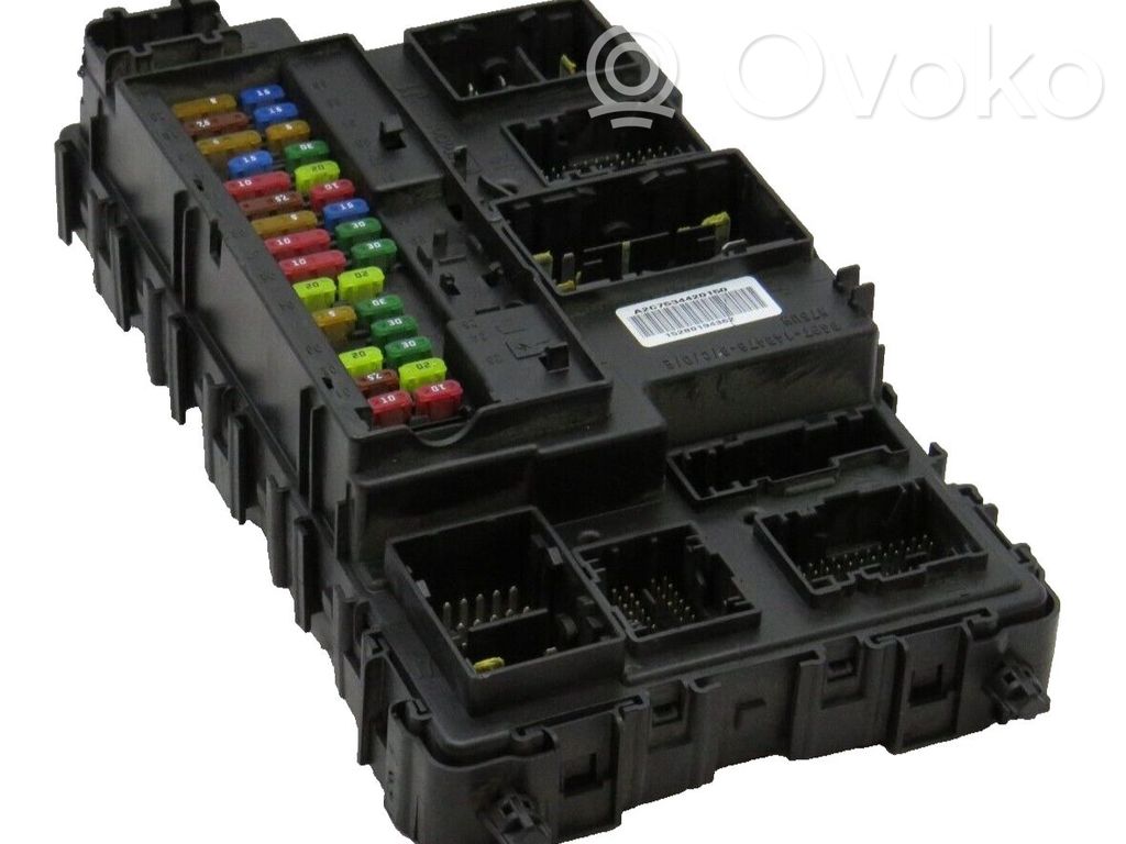 Ford Mondeo MK V Drošinātāju kaste (komplekts) 