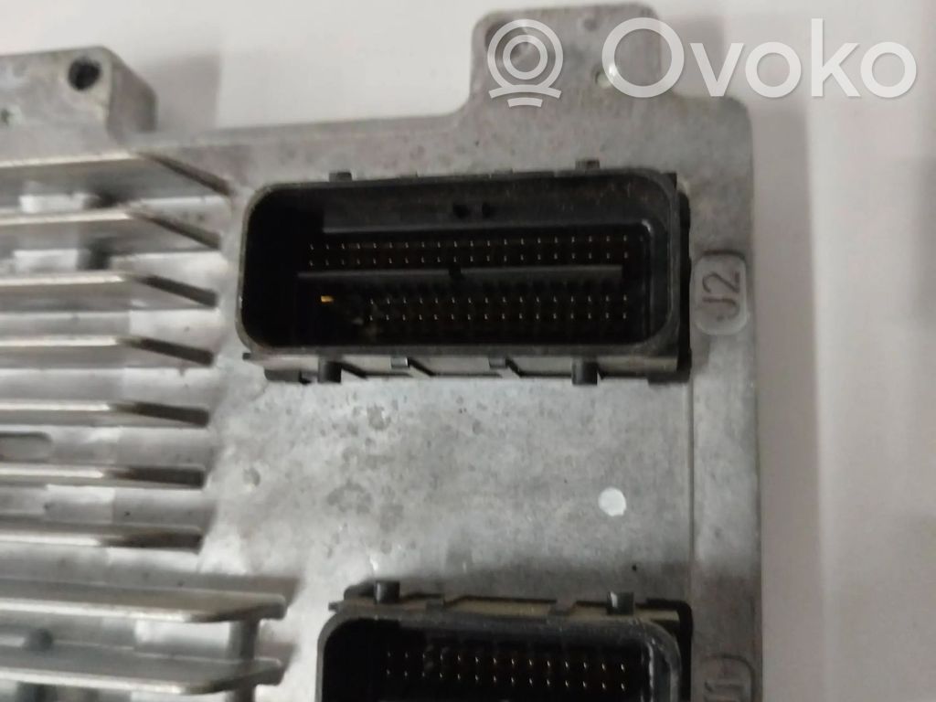 Opel Meriva B Engine control unit/module 