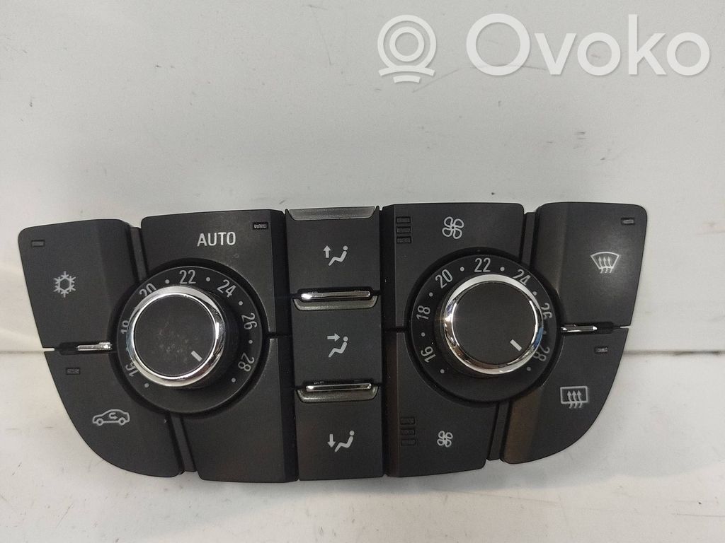 Opel Astra J Climate control unit 