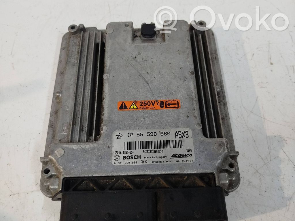 Opel Insignia A Engine control unit/module 