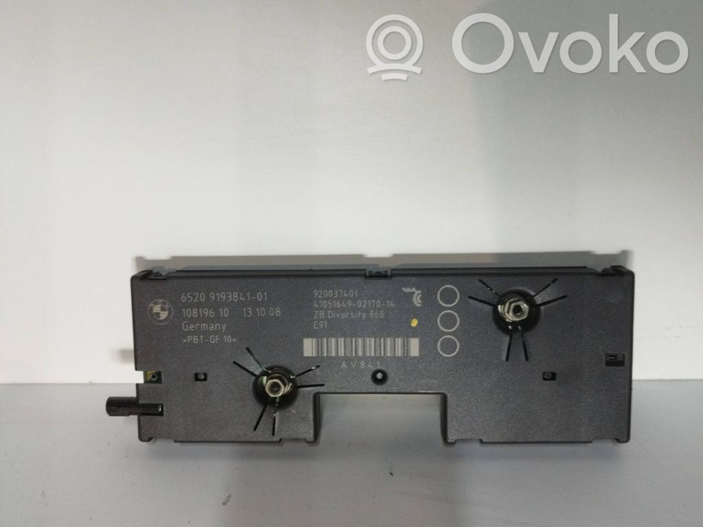 BMW 3 E90 E91 Antenos stiprintuvas 