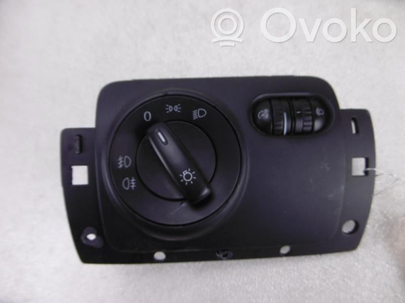Volkswagen Jetta V Interruptor de luz 