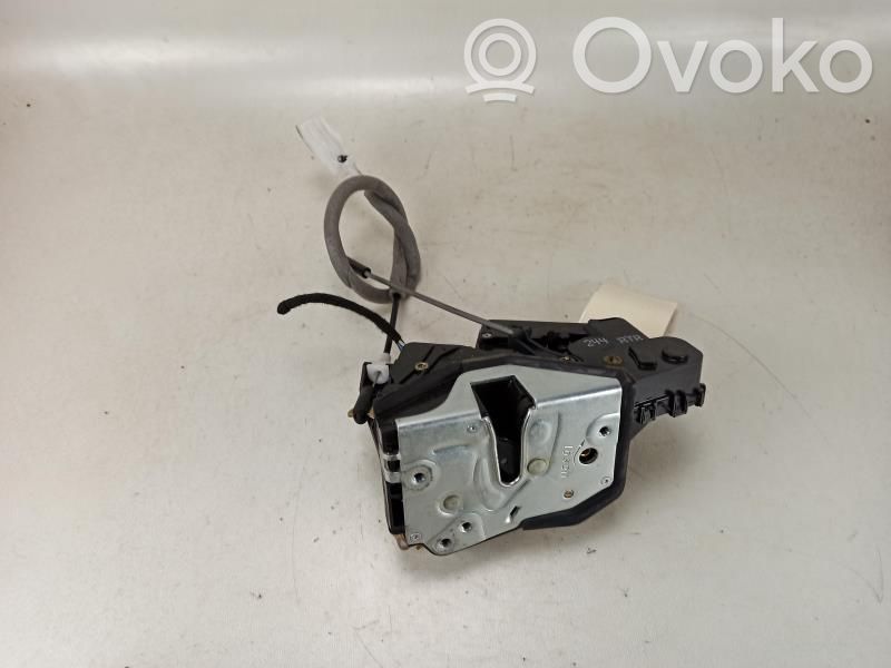BMW 3 E46 Etuoven lukko 