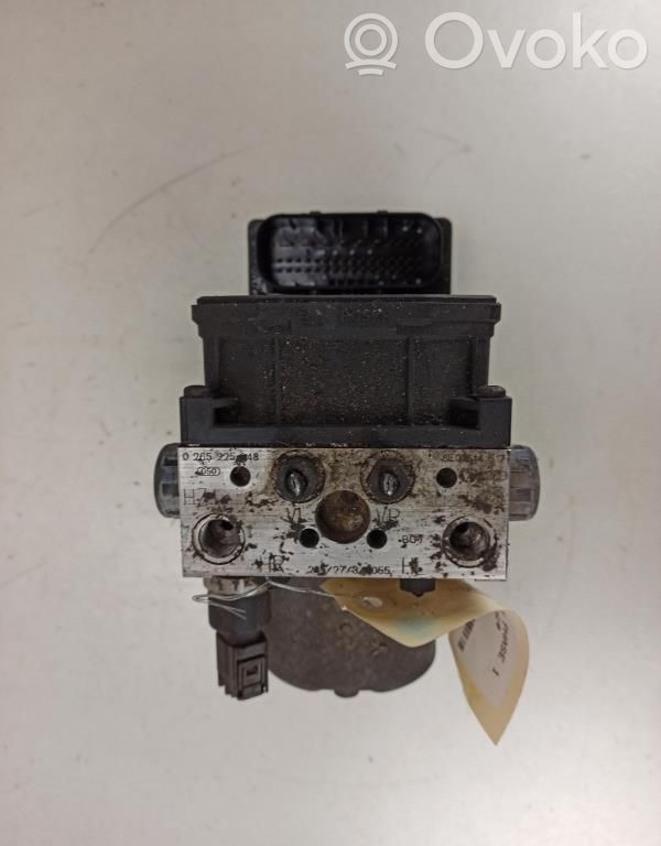 Audi A4 S4 B6 8E 8H Bomba de ABS 