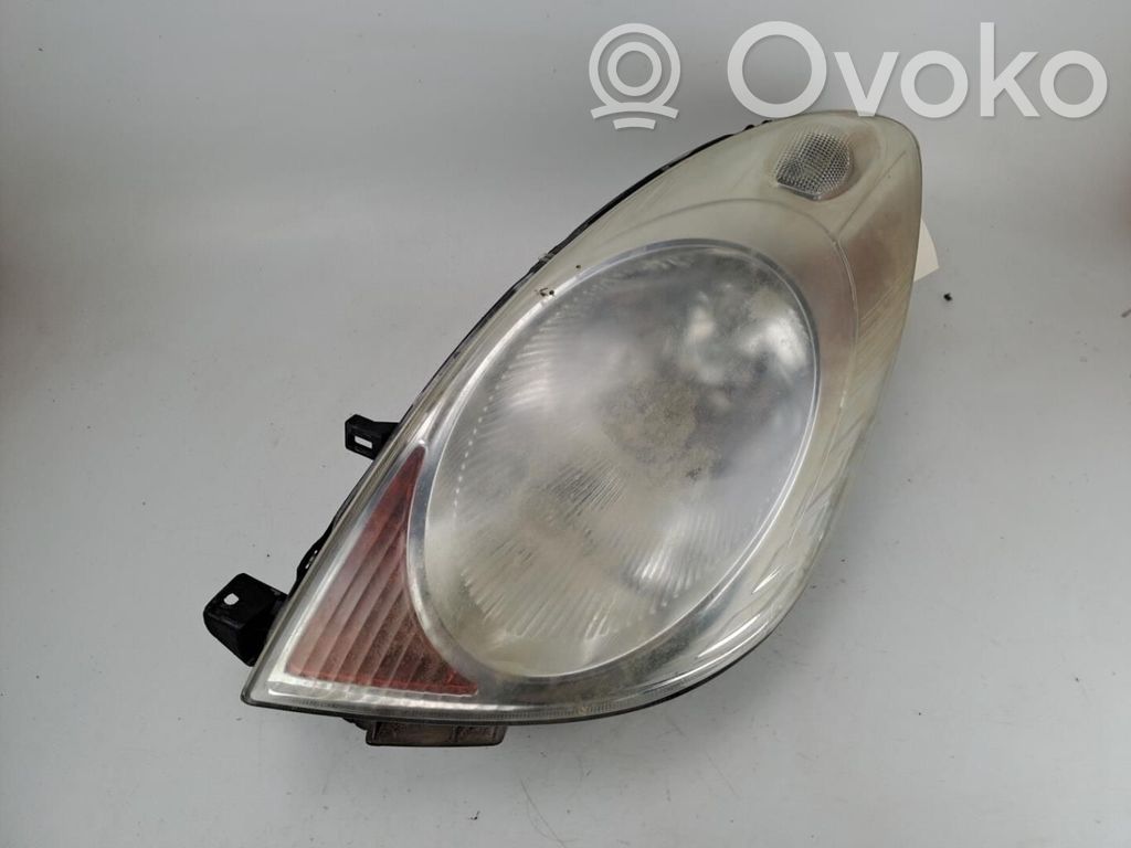 Nissan Note (E11) Headlight/headlamp 