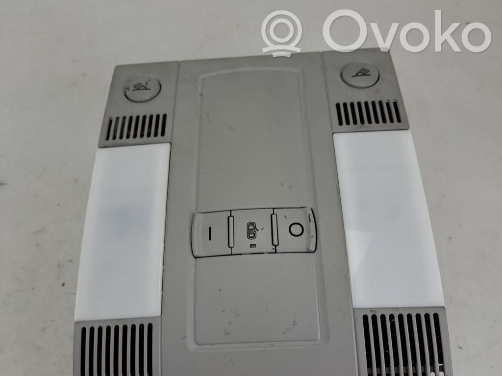 Audi A8 S8 D3 4E Luz del asiento delantero 