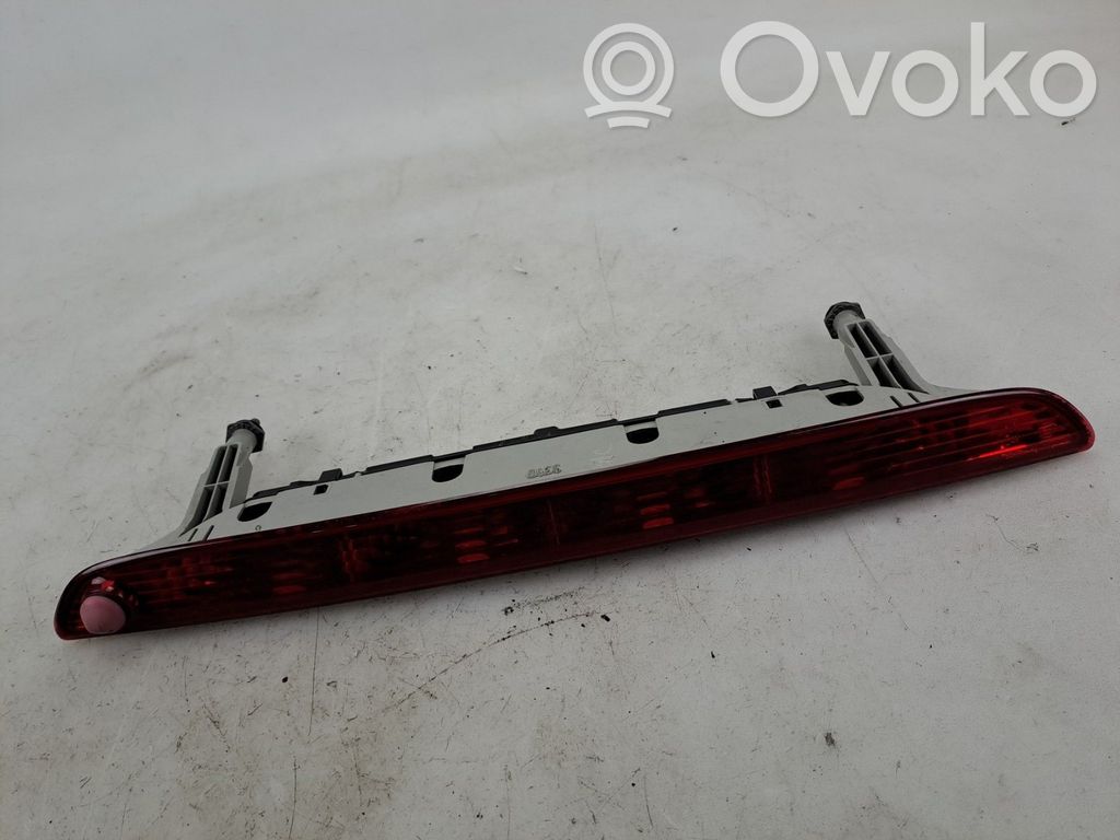 Opel Agila B Kolmas/lisäjarruvalo 