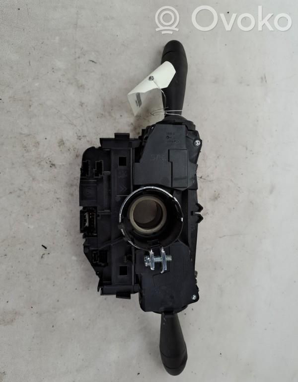 Citroen C4 II Interruptor/palanca de limpiador de luz de giro 