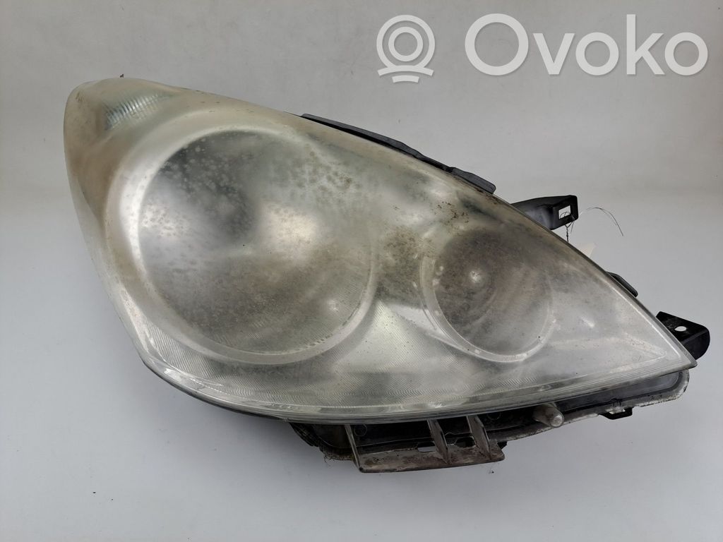Nissan Note (E11) Headlight/headlamp 