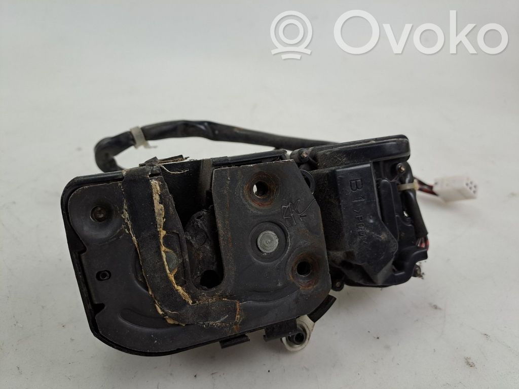 Mazda 323 Etuoven lukko 