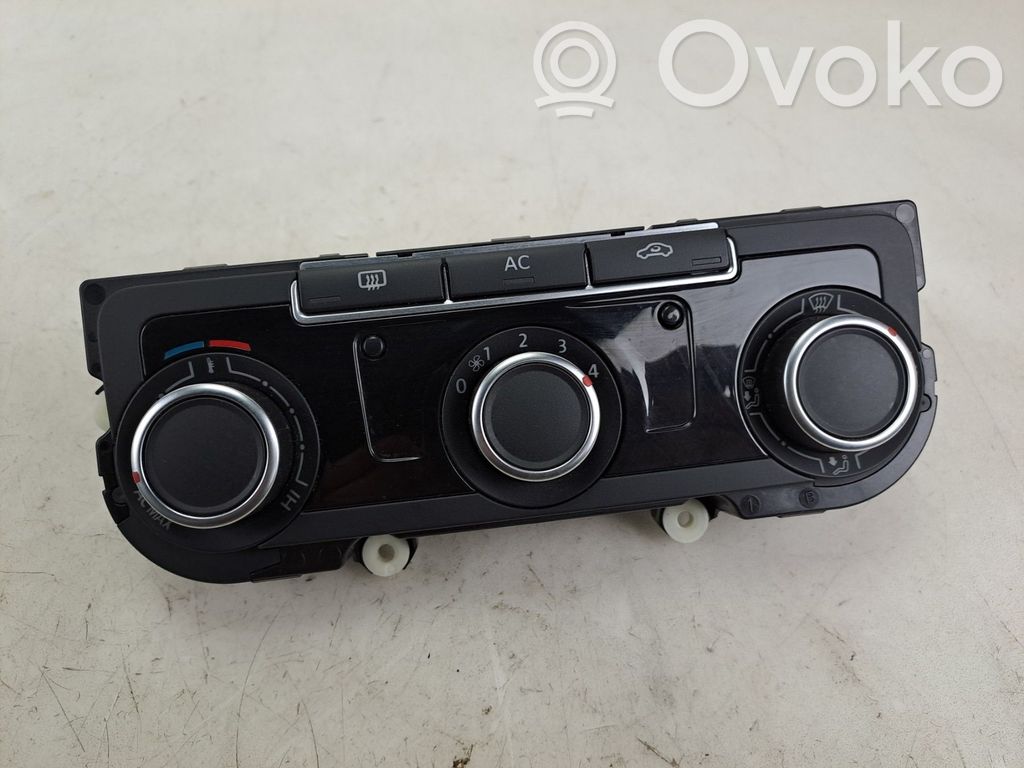 Volkswagen Golf VI Climate control unit 