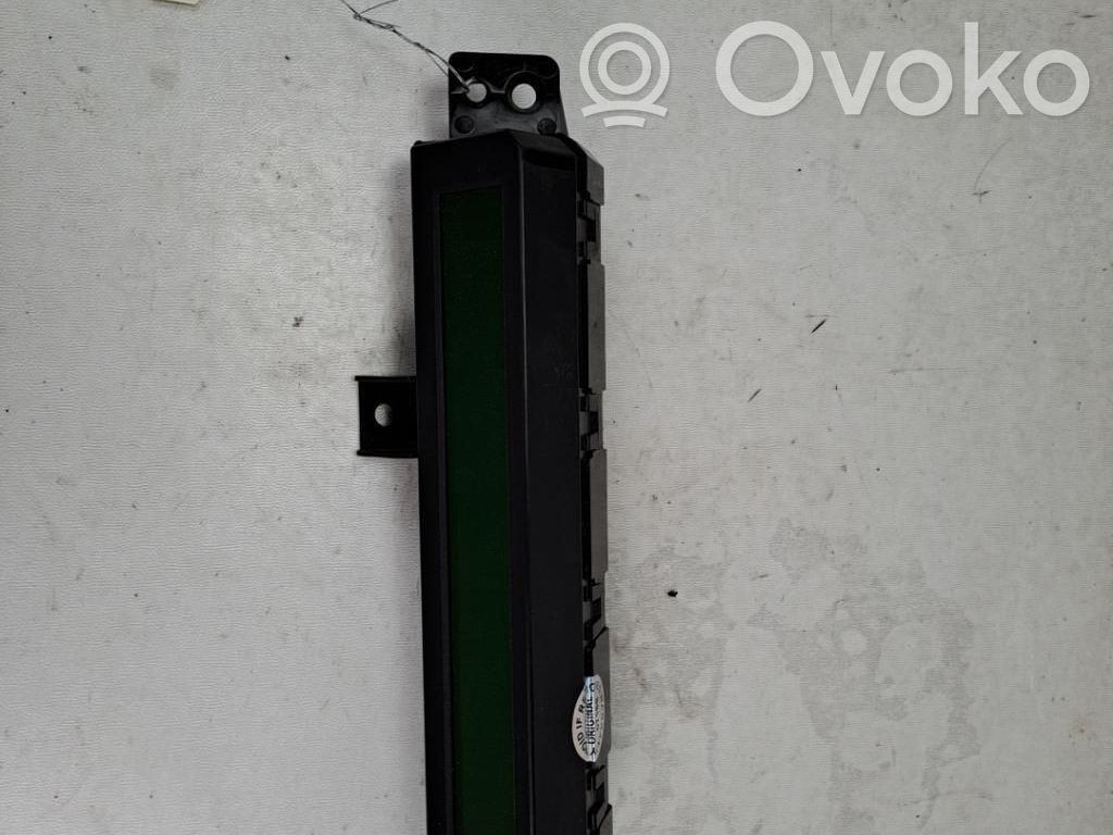 Mazda 5 Screen/display/small screen 