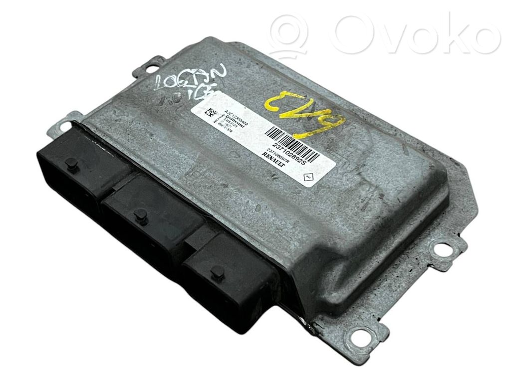 Dacia Sandero Engine control unit/module 