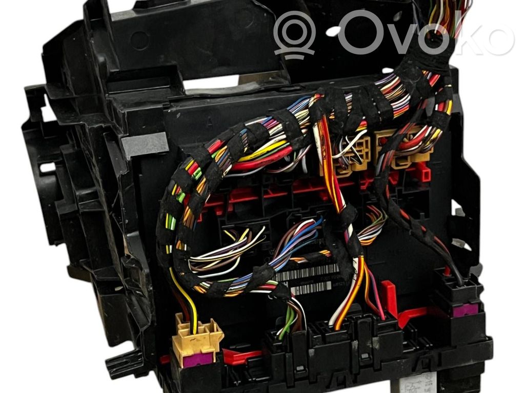 Volkswagen PASSAT B6 Module confort 