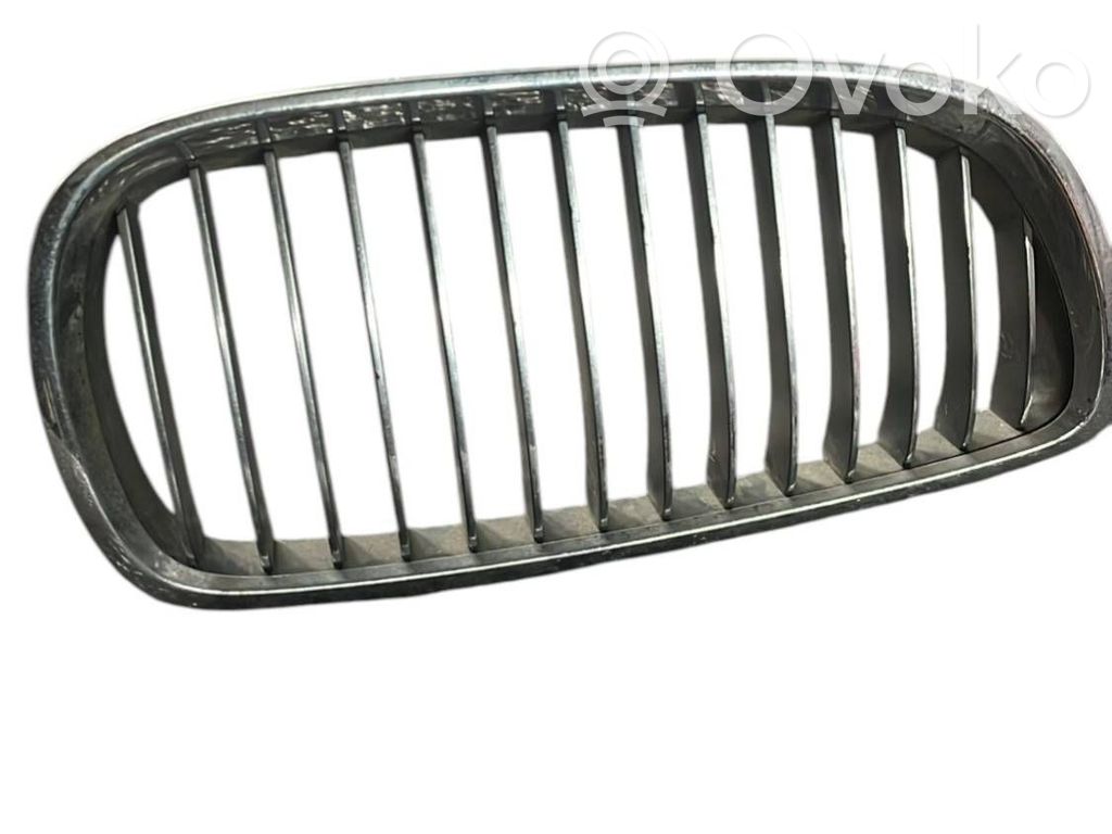 Etusäleikkö   22405910