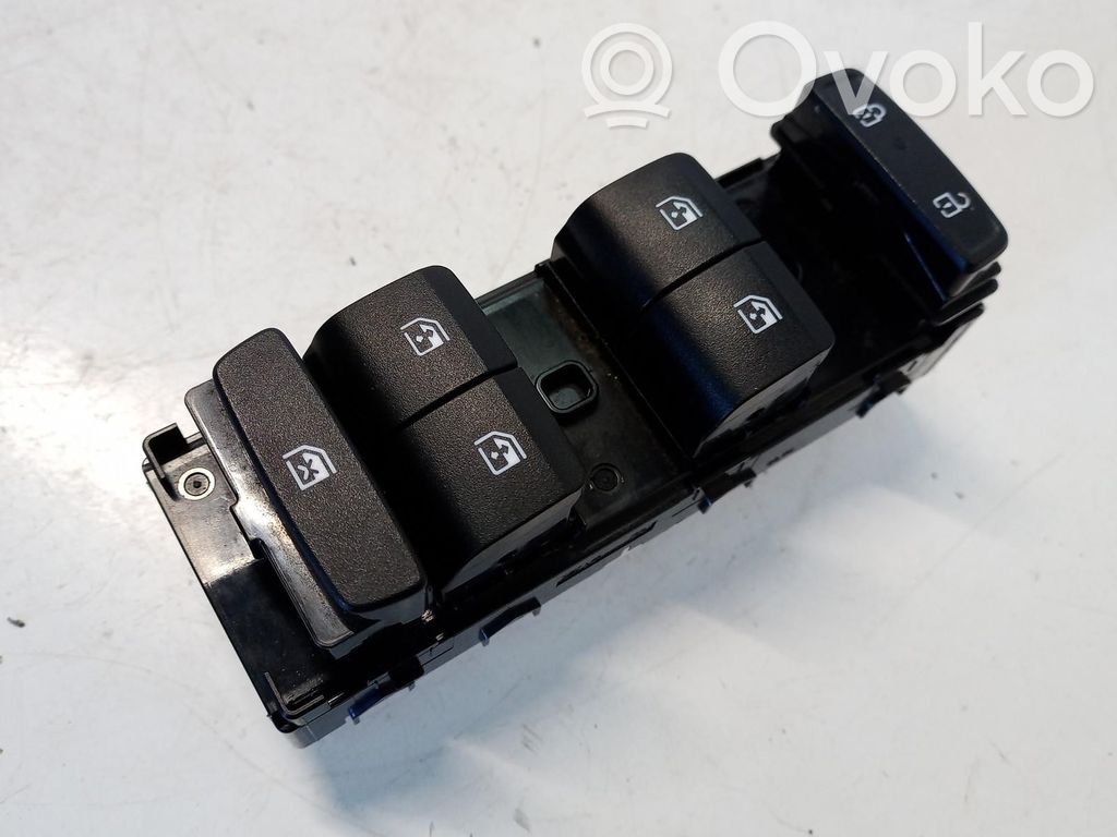 Hyundai Tucson IV NX4 Interruttore prese d’aria laterali 