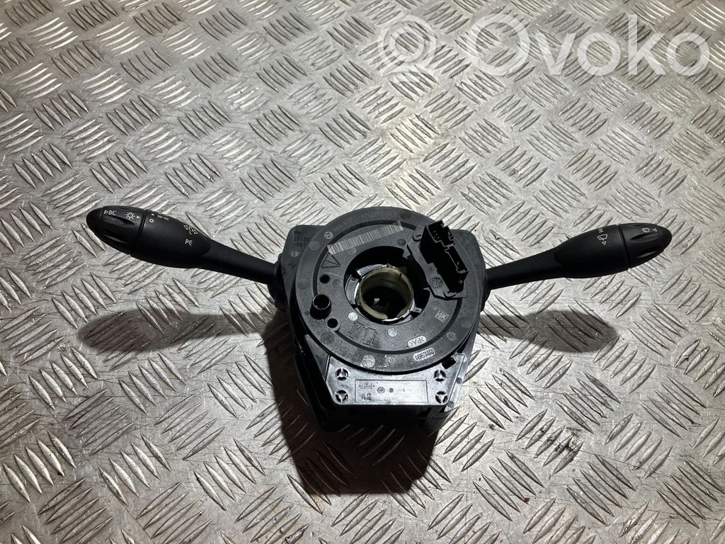 Mini Cooper Coupe R58 Bouton interrupteur de commande d'essuie-glace de phare 