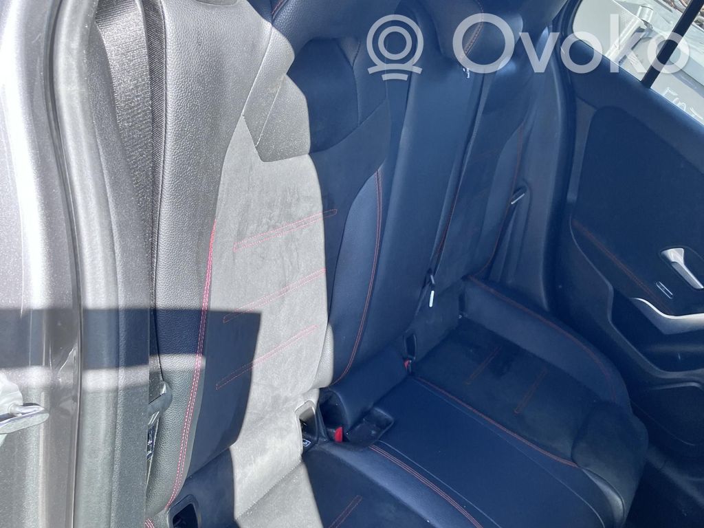 Mercedes-Benz A W177 AMG Otrā sēdekļu rinda 