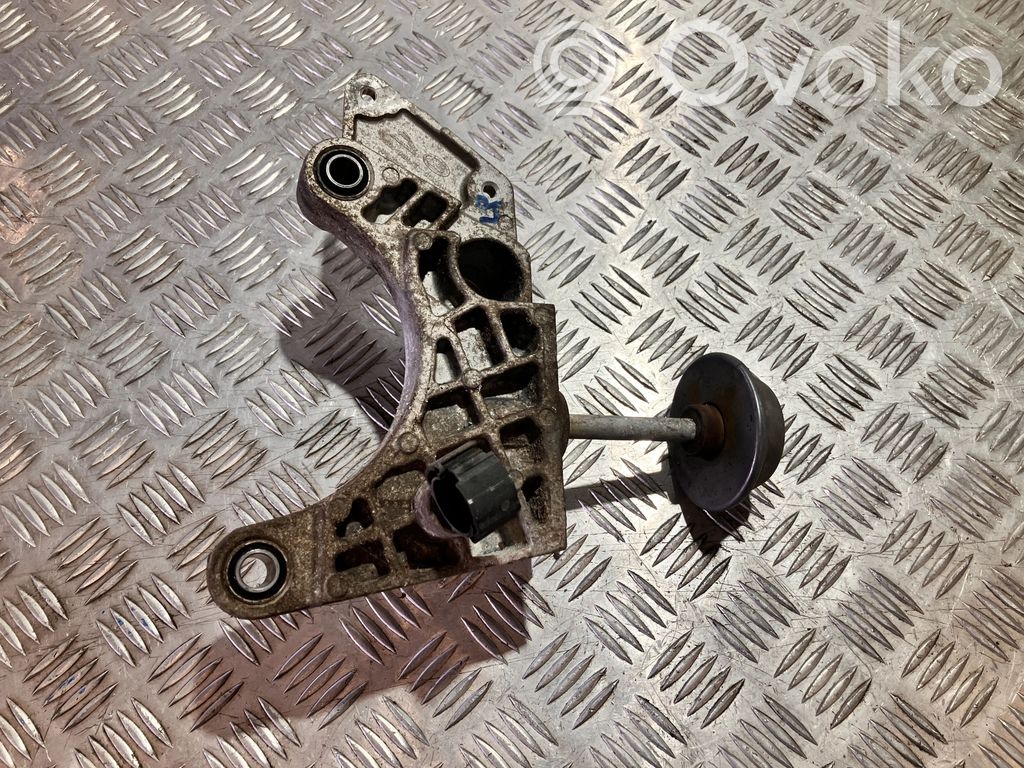 Jaguar I-Pace Engine mounting bracket 