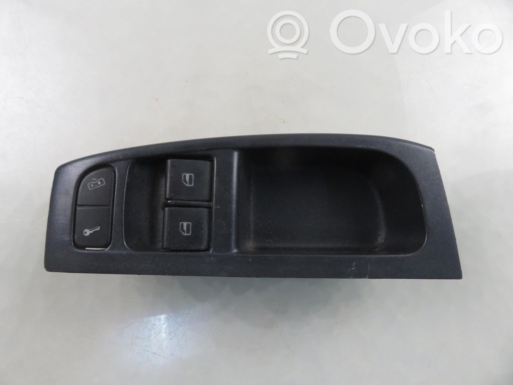 Electric window control switch   5Z0867171,5Z0867171