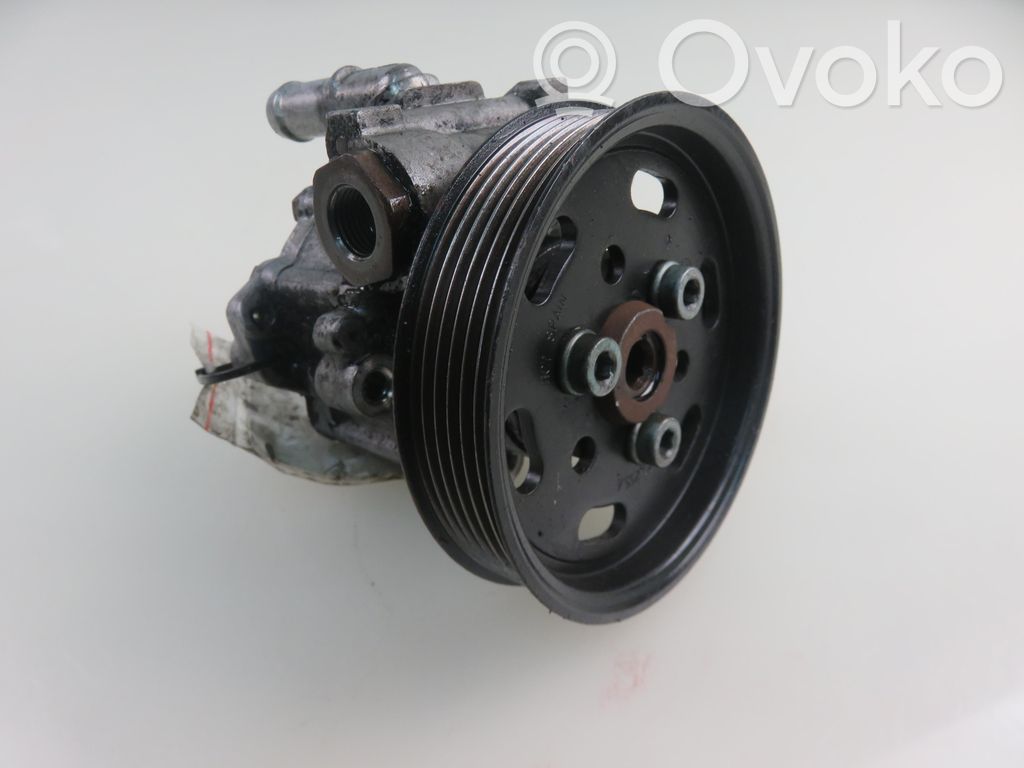 Audi A3 S3 8L Ohjaustehostimen pumppu 