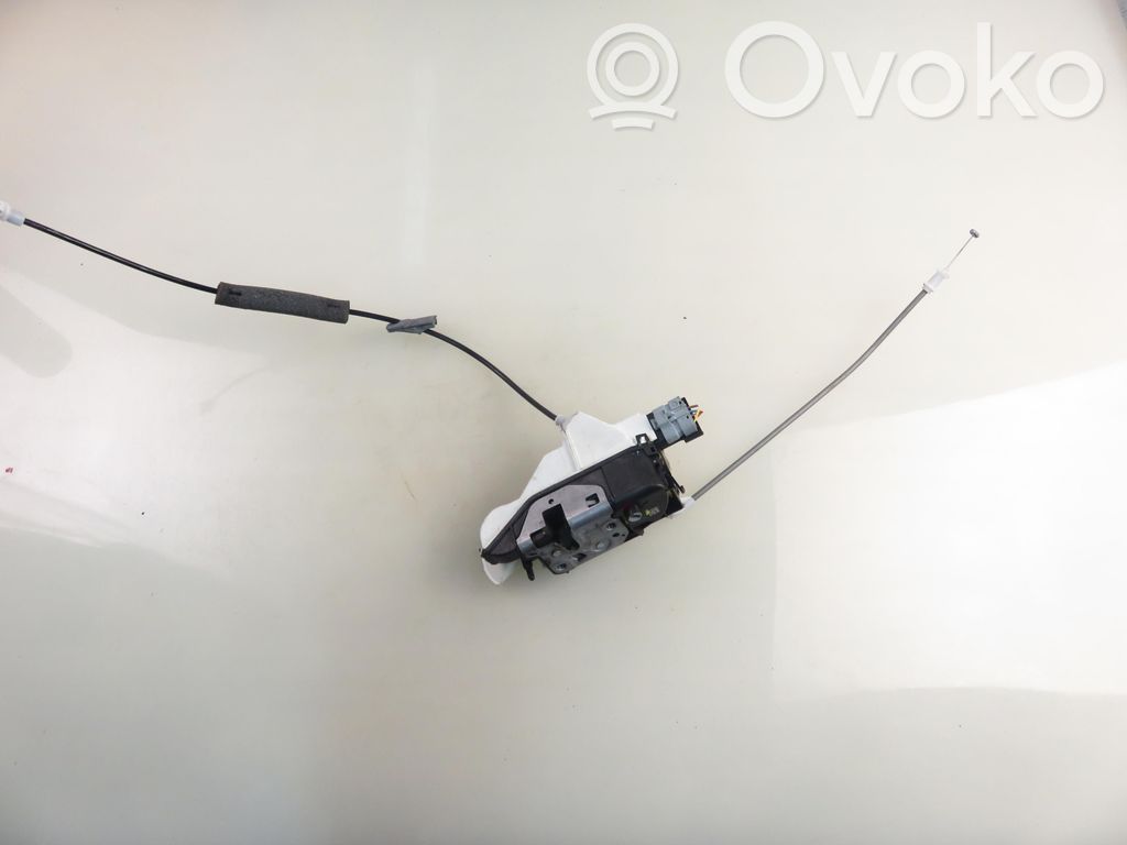 Peugeot 301 Front door lock 