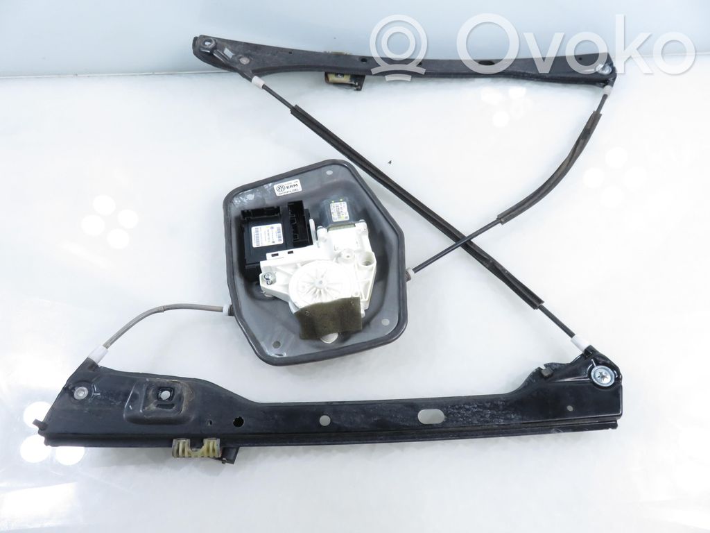 Volkswagen Golf Plus Etuoven ikkunan nostin moottorilla 