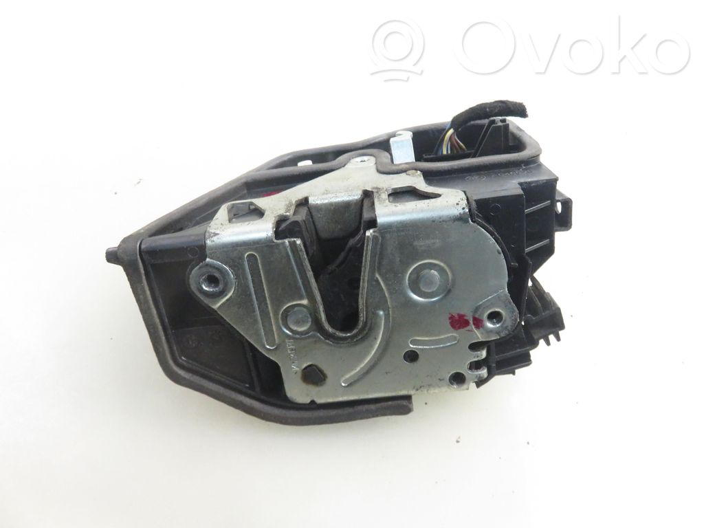 Front door lock   7202143,7202143