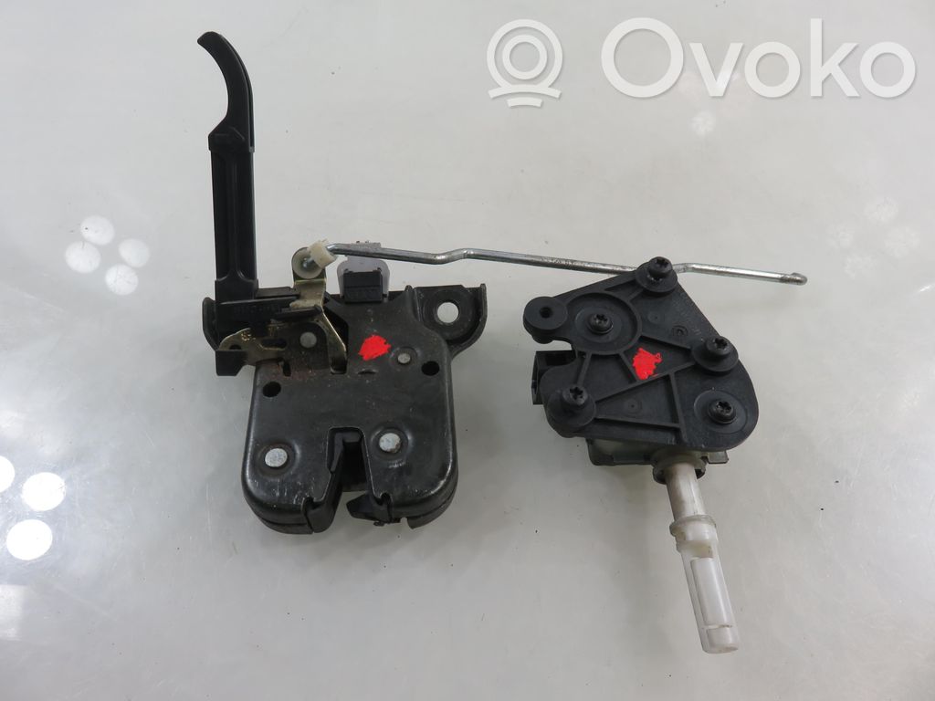 Tailgate/trunk/boot lock/catch/latch