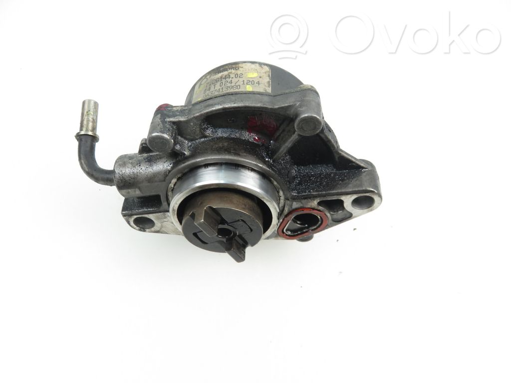 Peugeot 206 Pompă vacuum 