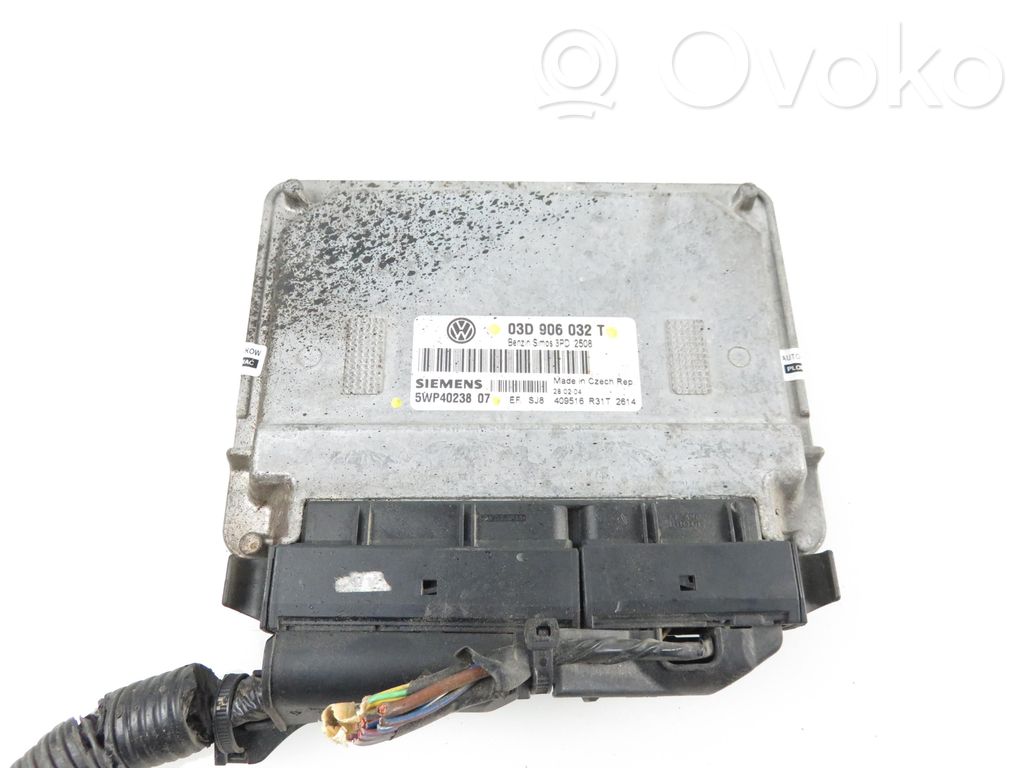 Volkswagen Polo IV 9N3 Engine control unit/module 
