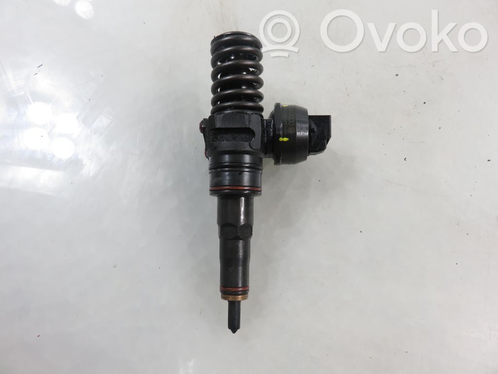 Volkswagen Polo IV 9N3 Inyector de combustible 