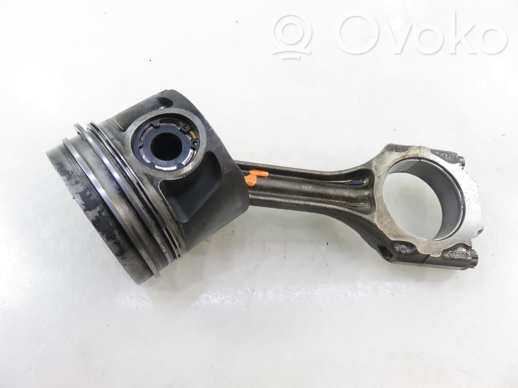 Volvo 850 Pistón con biela 